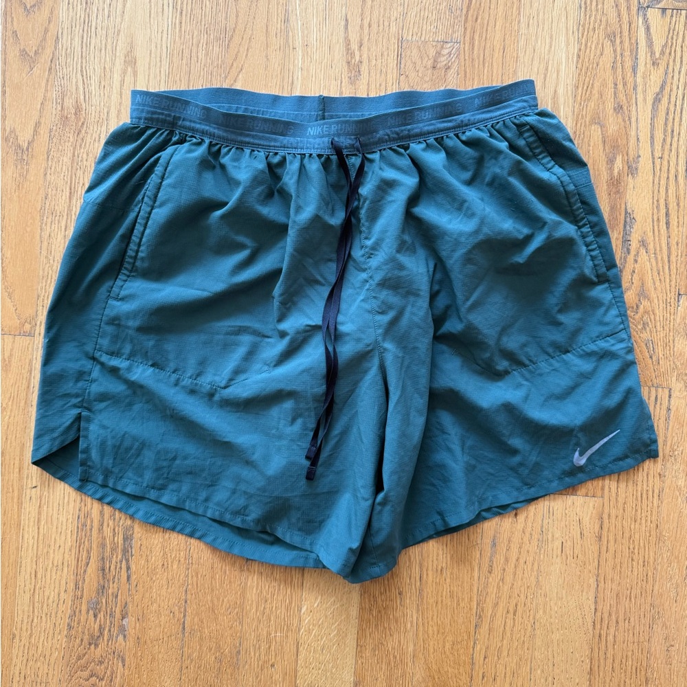 Nike lined running shorts